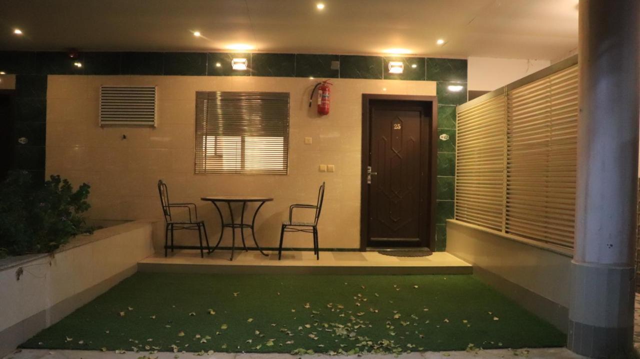 منتجع شاطئ العرب - خليج الرايس Rayyis Esterno foto