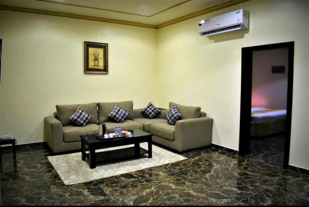 منتجع شاطئ العرب - خليج الرايس Rayyis Esterno foto