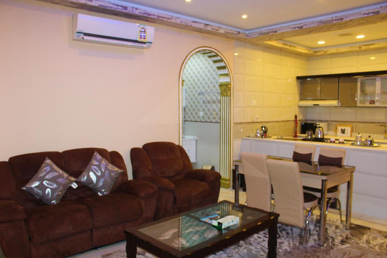 منتجع شاطئ العرب - خليج الرايس Rayyis Esterno foto